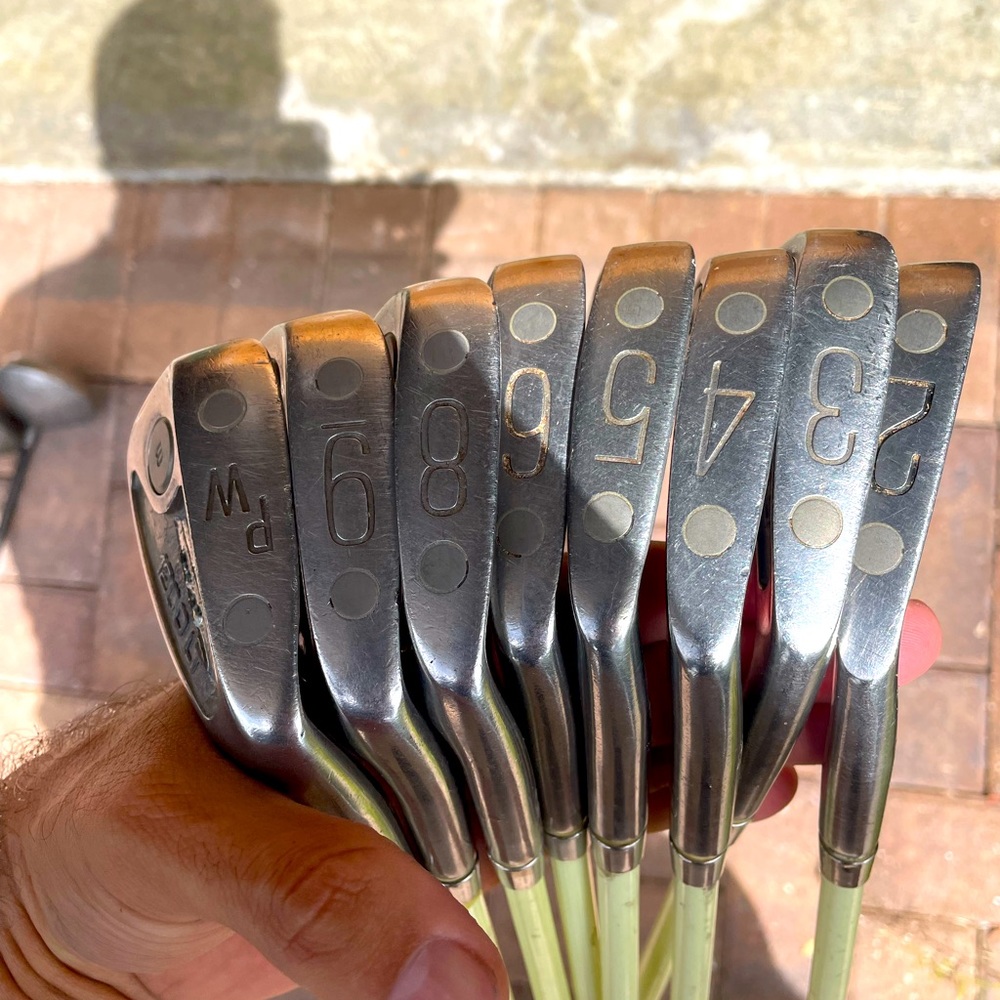 Ladies Wilson 1200LT Iron Set 
8 Pc in right Handed